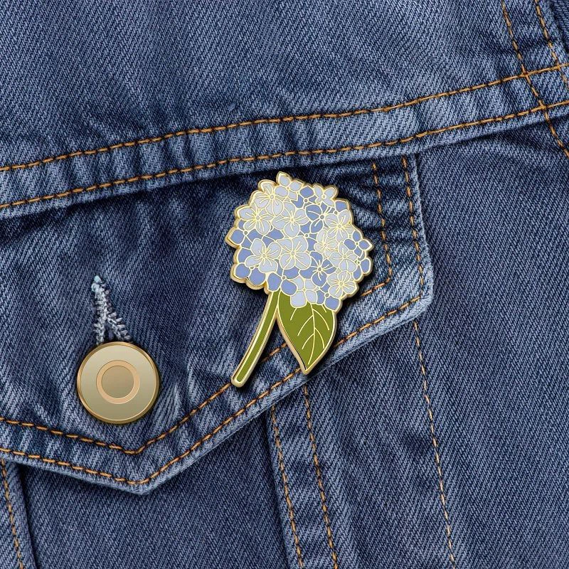 Gold Flower Lapel Pin price