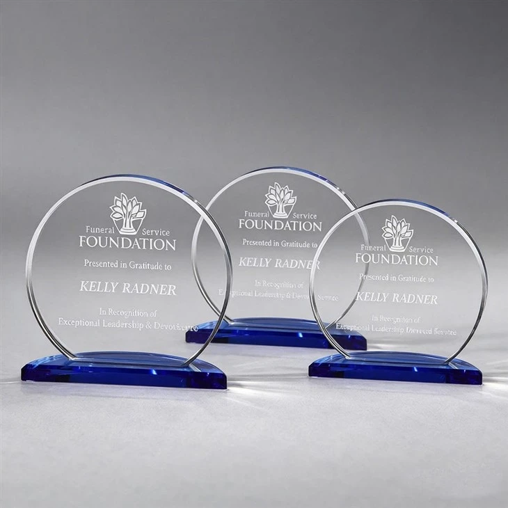 Round Crystal Trophy With Blue Base For Corporate Recognition factory